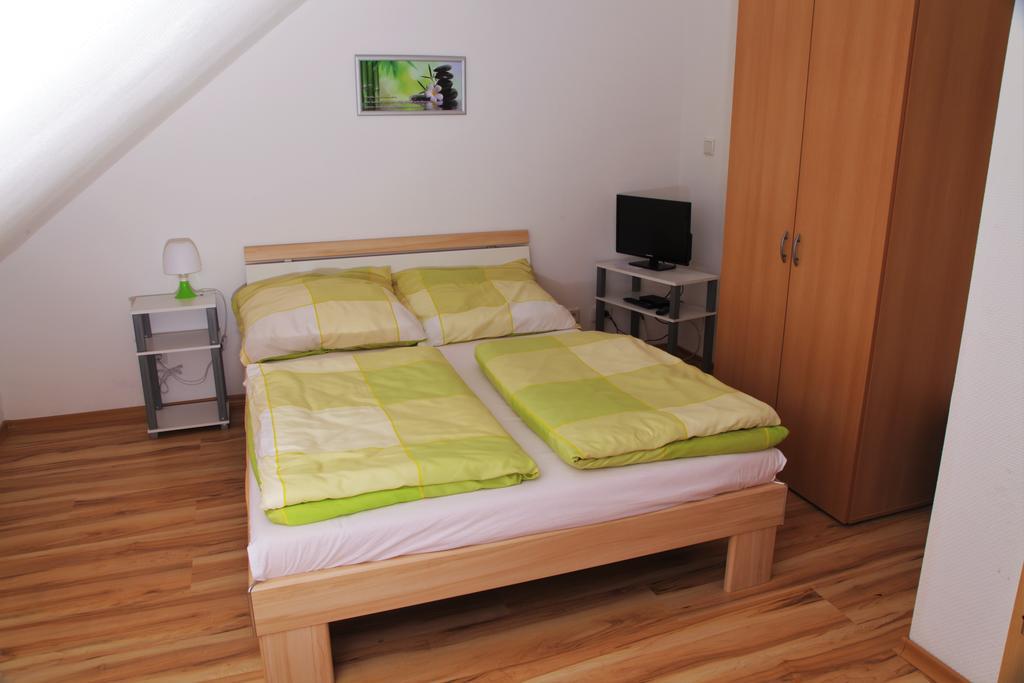 Pension Haus Kassel Fuldatal Esterno foto